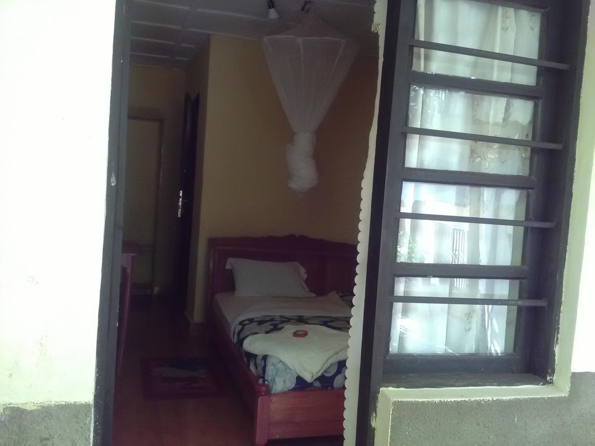 Cyangugu Gloria Motel מראה חיצוני תמונה