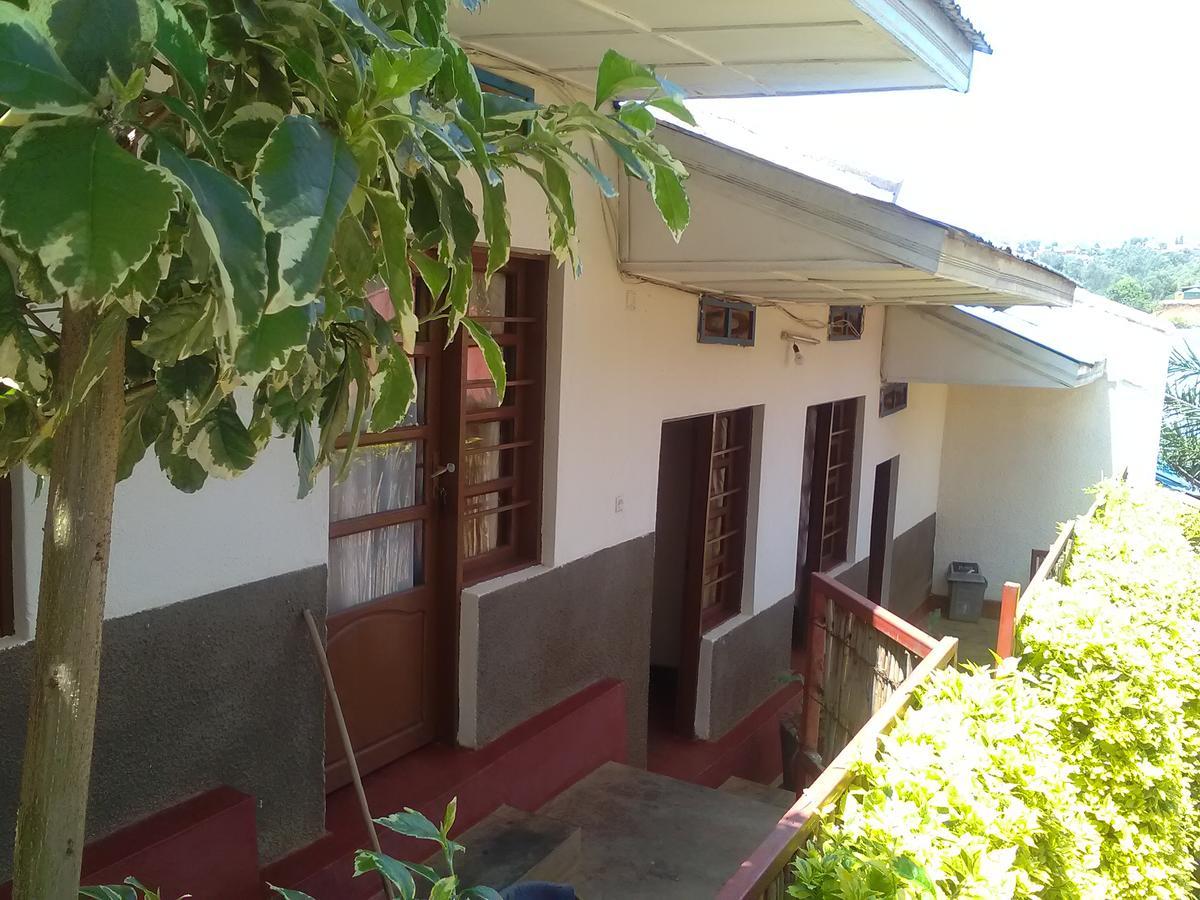 Cyangugu Gloria Motel מראה חיצוני תמונה