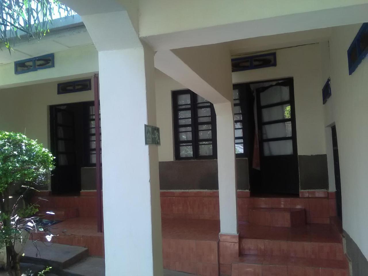 Cyangugu Gloria Motel מראה חיצוני תמונה