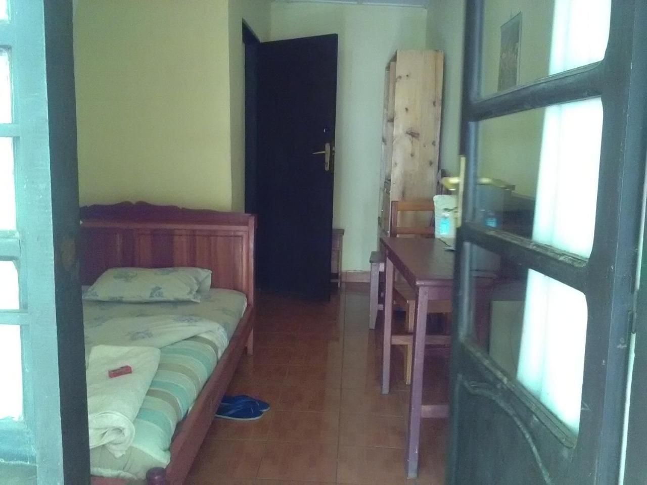 Cyangugu Gloria Motel מראה חיצוני תמונה