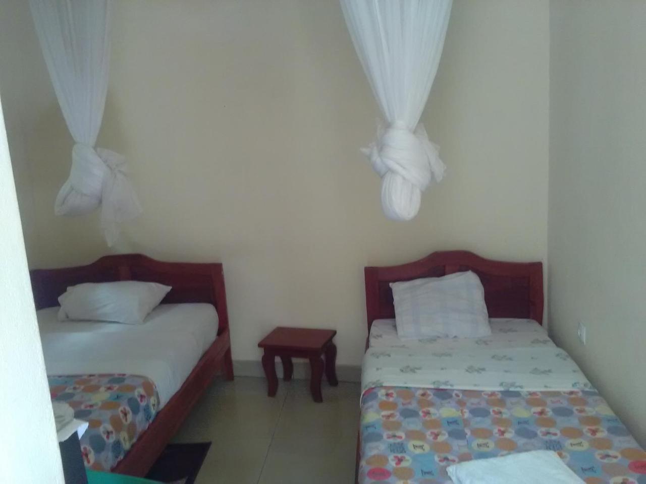 Cyangugu Gloria Motel מראה חיצוני תמונה