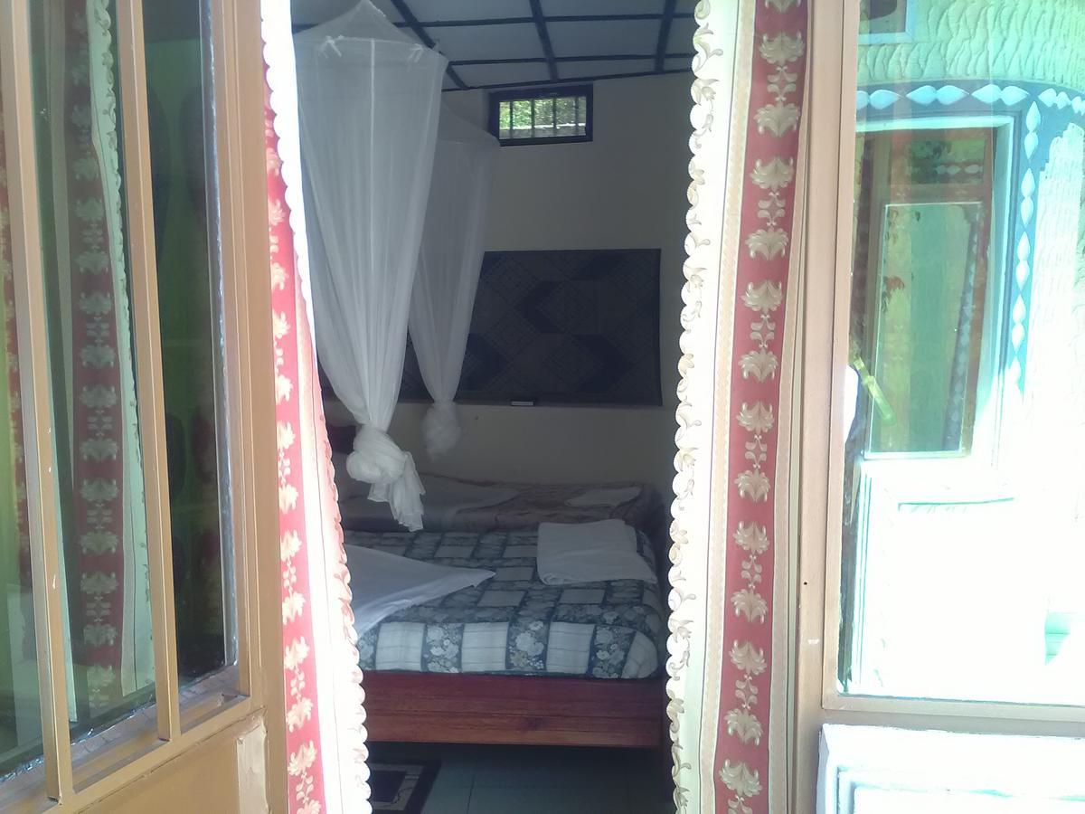 Cyangugu Gloria Motel מראה חיצוני תמונה