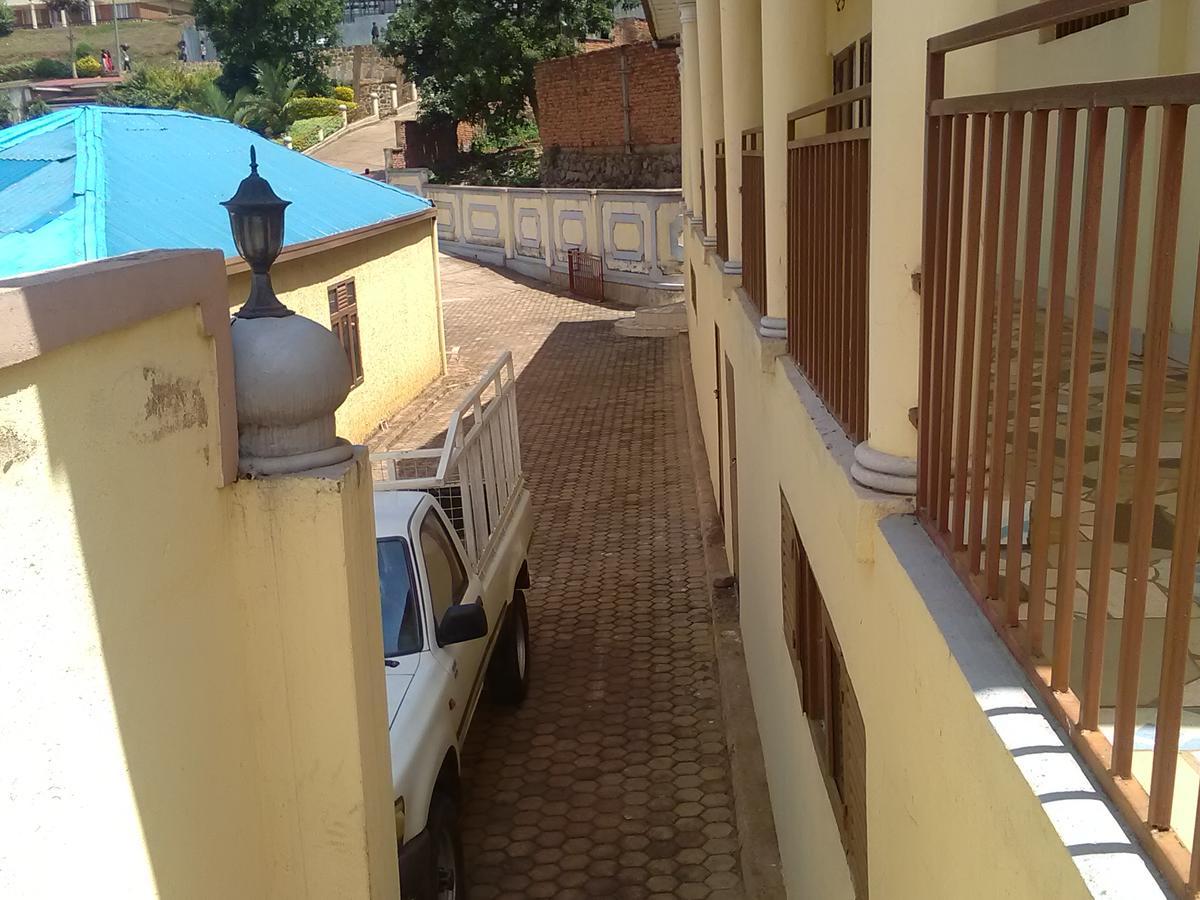 Cyangugu Gloria Motel מראה חיצוני תמונה