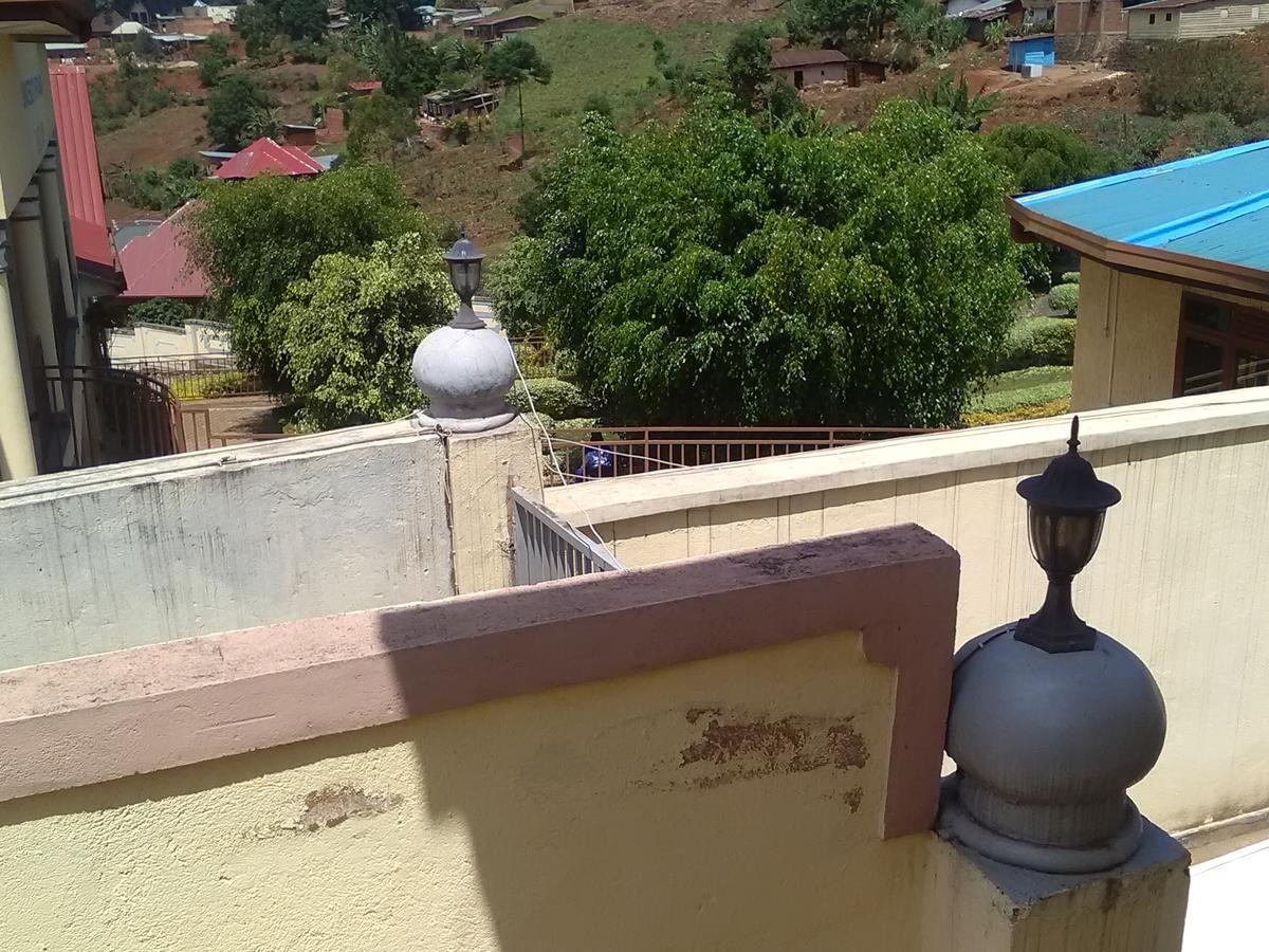 Cyangugu Gloria Motel מראה חיצוני תמונה