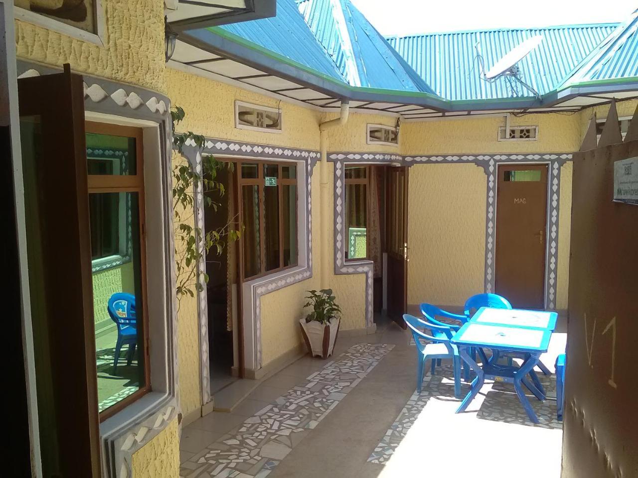 Cyangugu Gloria Motel מראה חיצוני תמונה